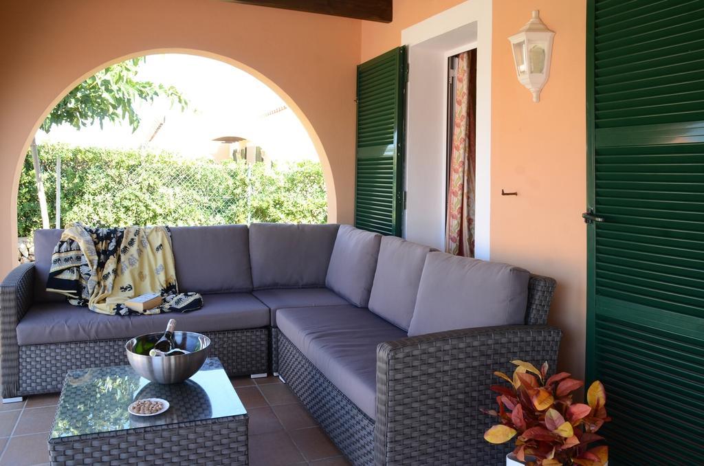 Villas Las Golondrinas Cala'N Bosch (Menorca) Exterior foto